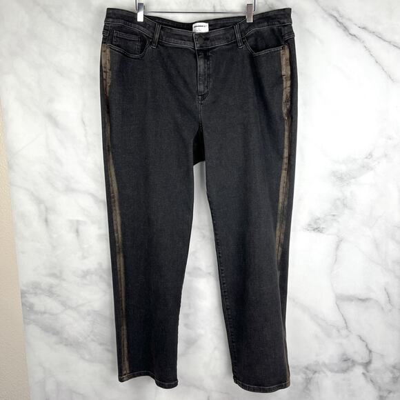 NWT Lane Bryant Signature Fit Slim Straight Jean Gold Foil Side Stripe Plus 24 - Picture 2 of 10